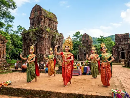 Cham Dance Performance